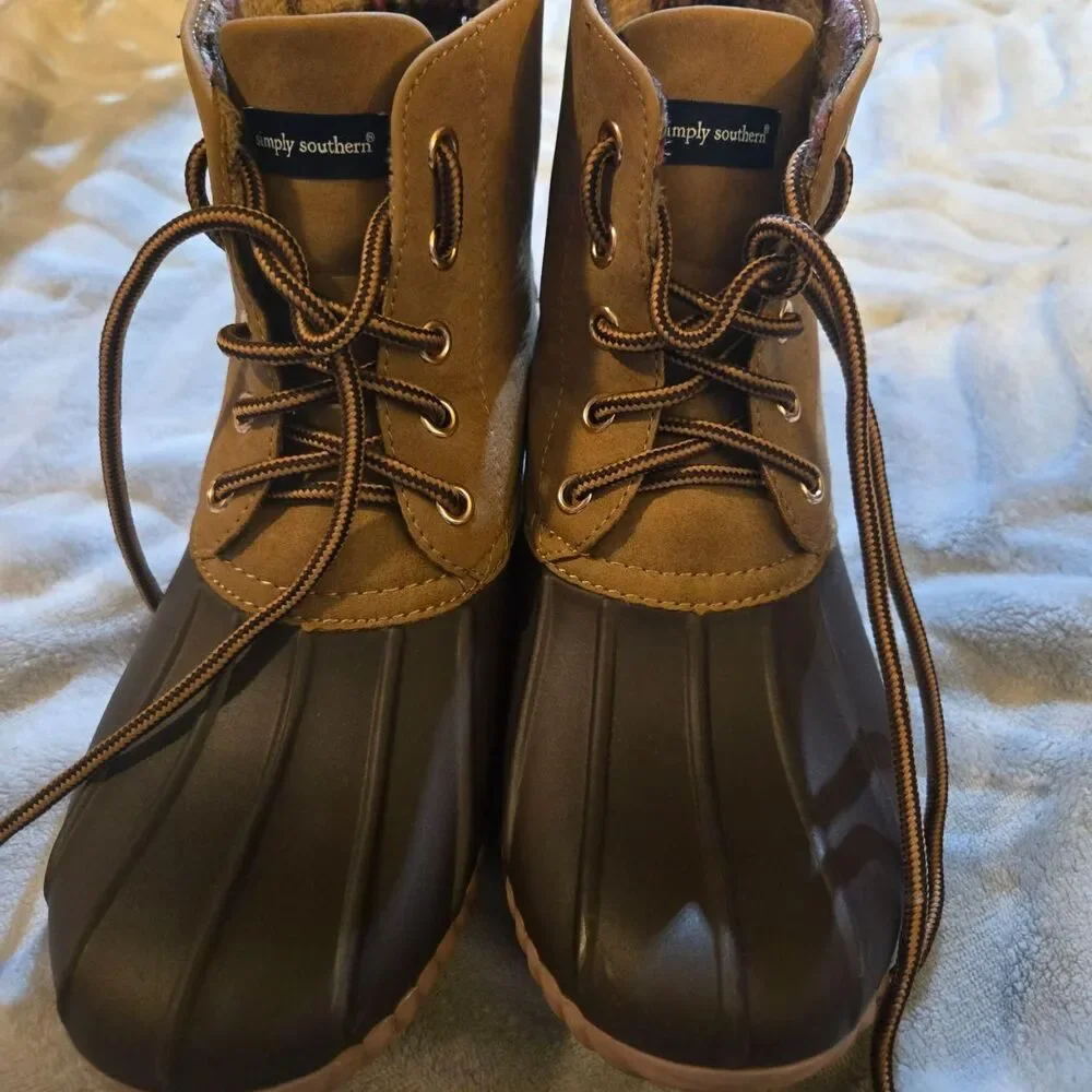 Simply Southern women's Brown and Tan Boots